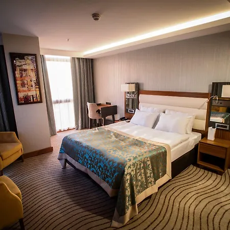 Hotel Grand Turkuaz
